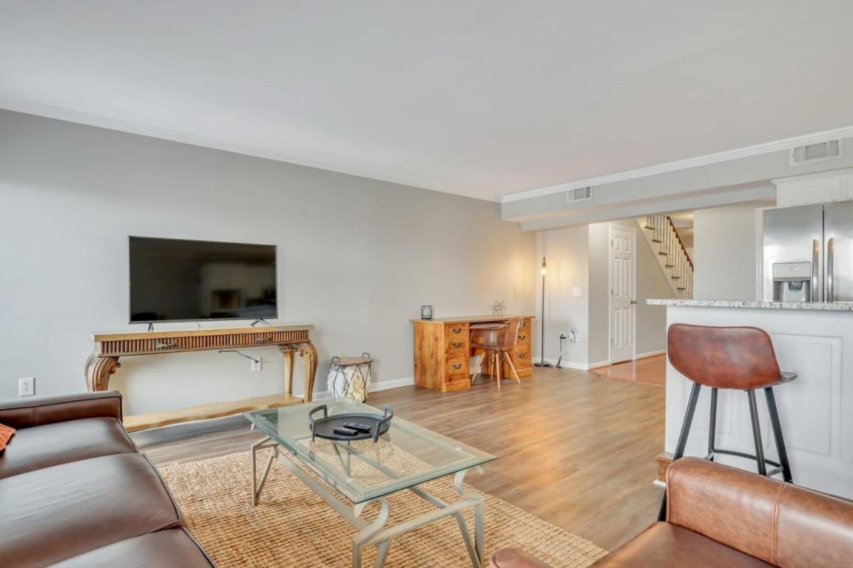 Eagle'S Nest - Spacious Loft Downtown - Near Gsu ステイツボロ エクステリア 写真