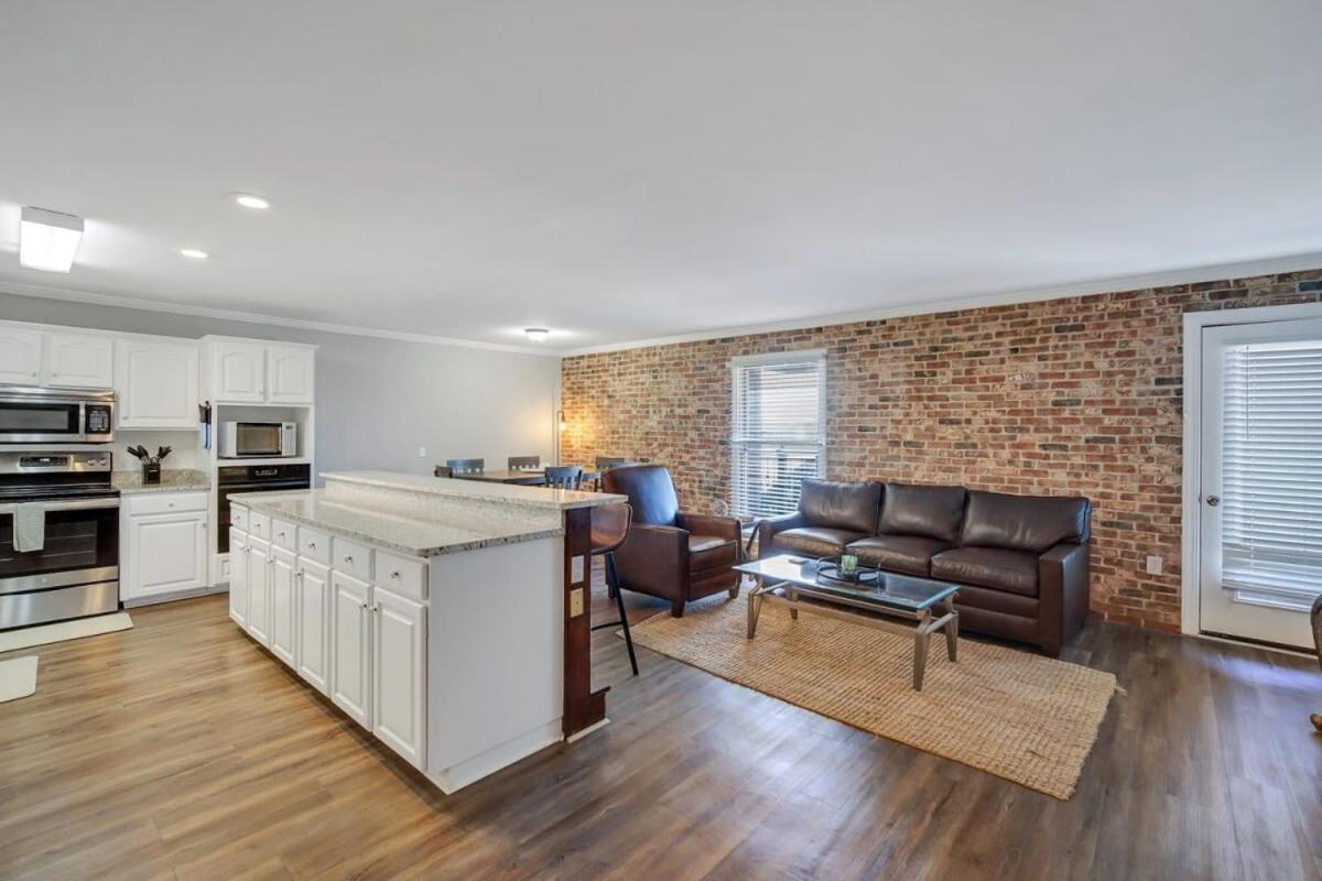 Eagle'S Nest - Spacious Loft Downtown - Near Gsu ステイツボロ エクステリア 写真